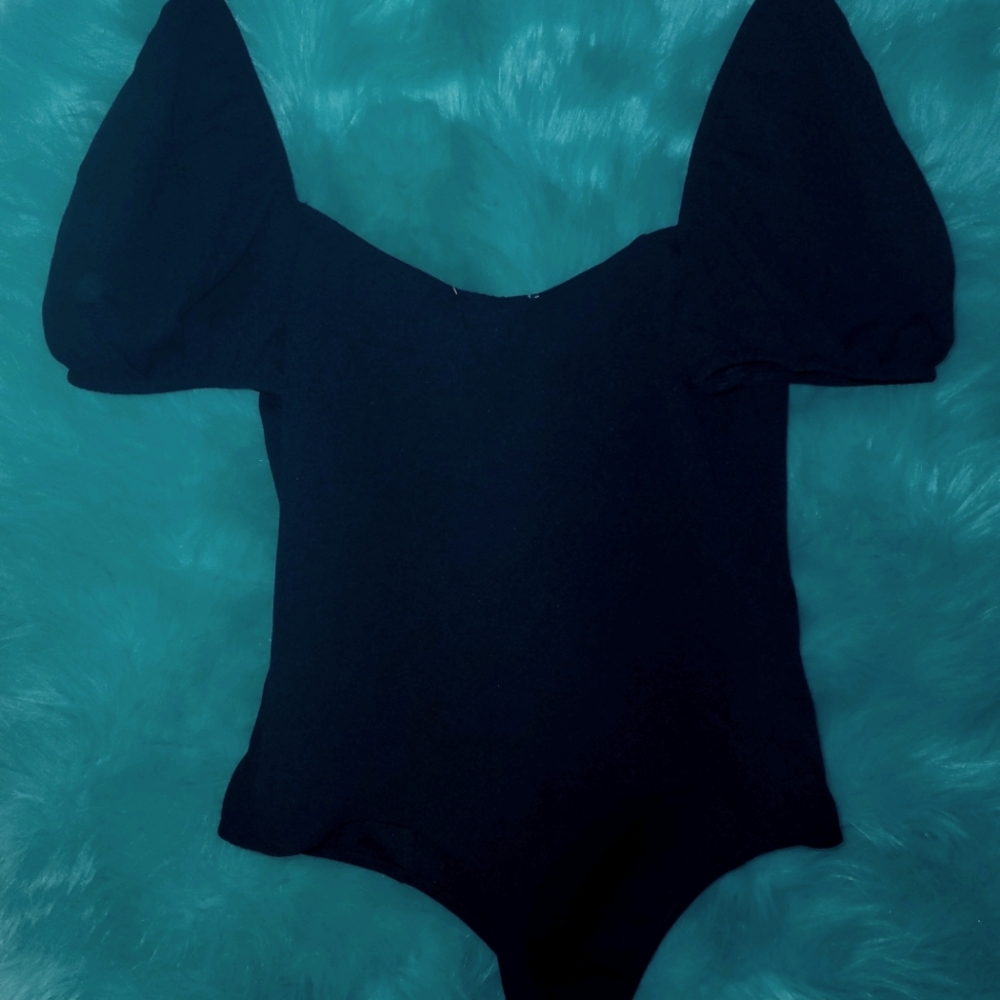 Bodysuits - Picture 2 of 2